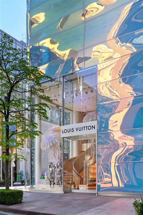 louis vuitton in tokyo